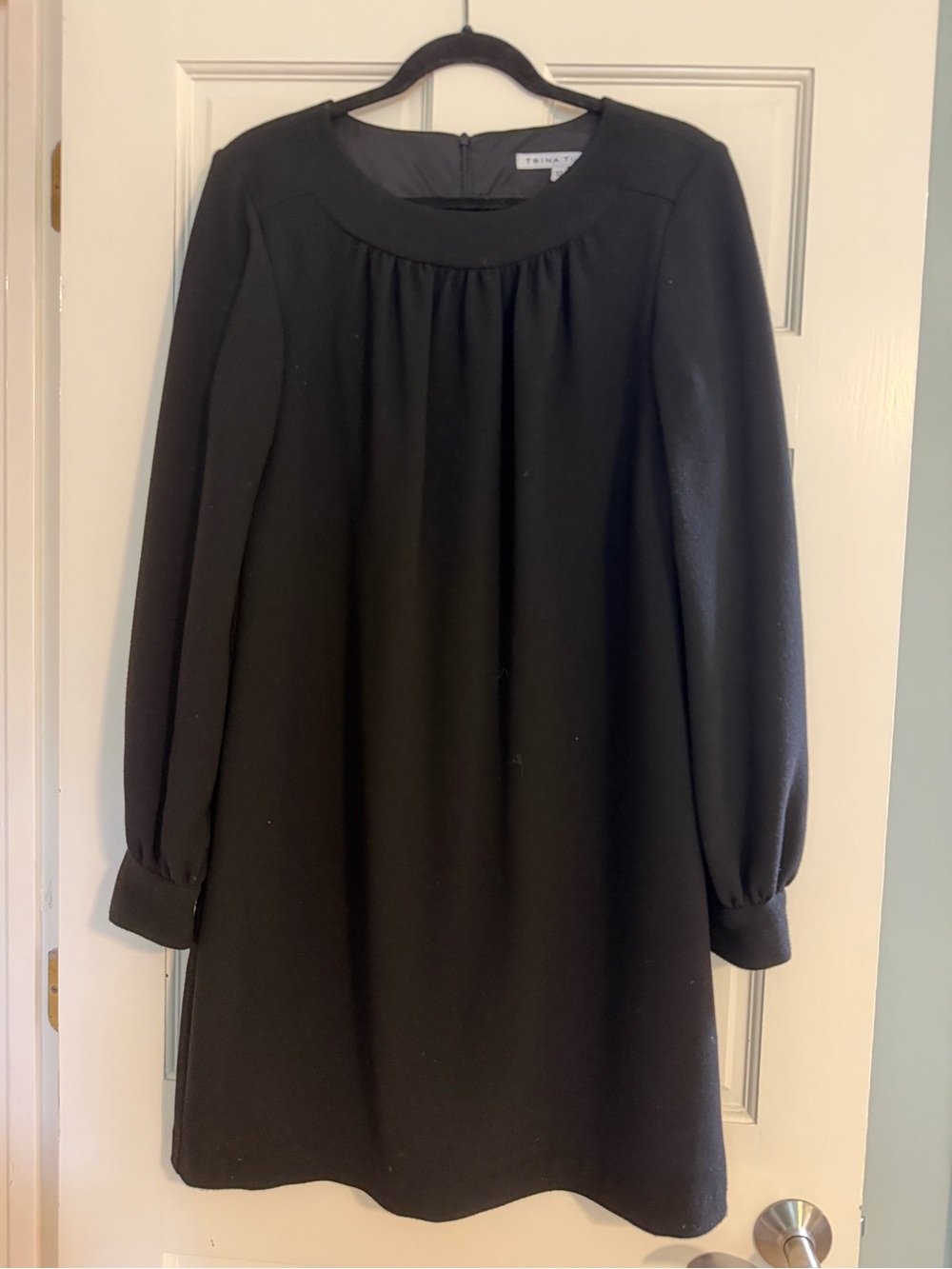 Trina Turk Black Long-Sleeve Shift Dress